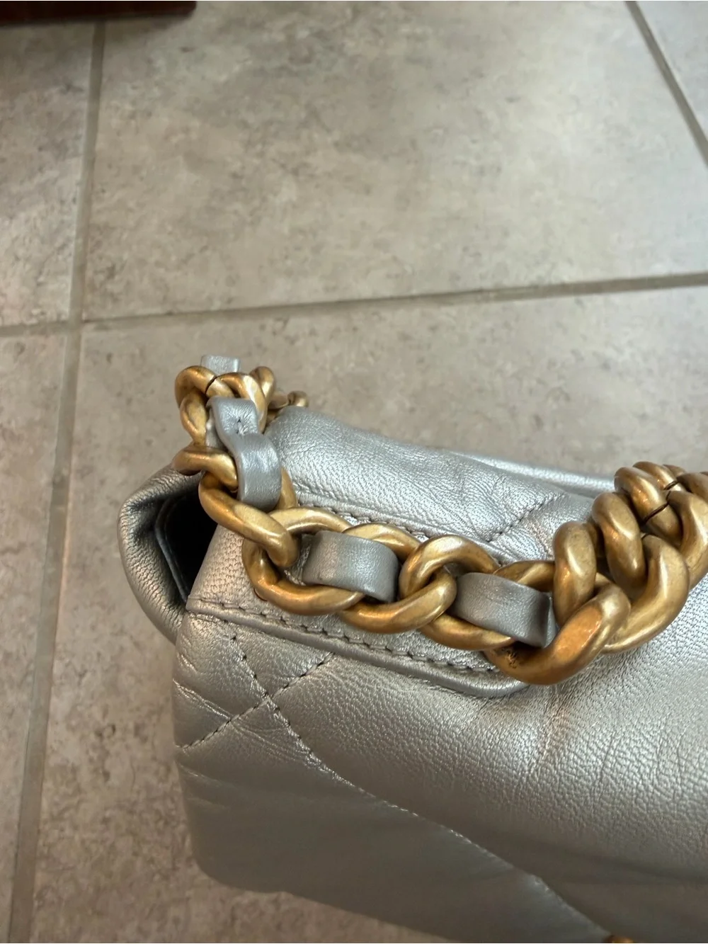 CHANEL 19 medium Silver Quilted Lambskin Shoulder Bag with Gold , silver Chain